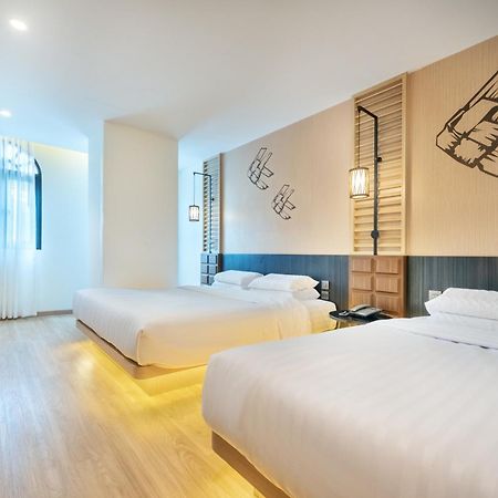 Phra Nakhon Poshtel Hostel Банкок Екстериор снимка