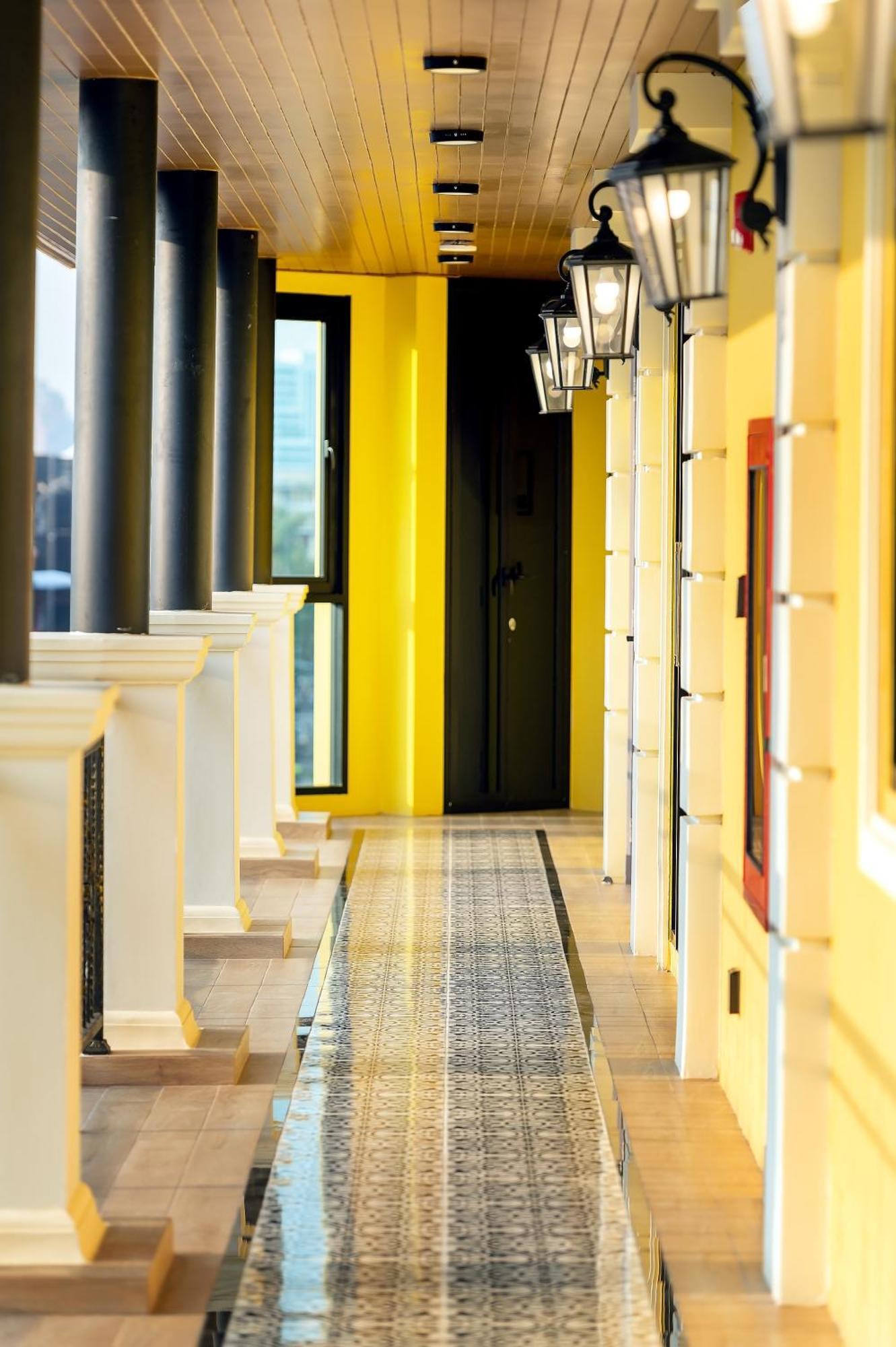 Phra Nakhon Poshtel Hostel Банкок Екстериор снимка